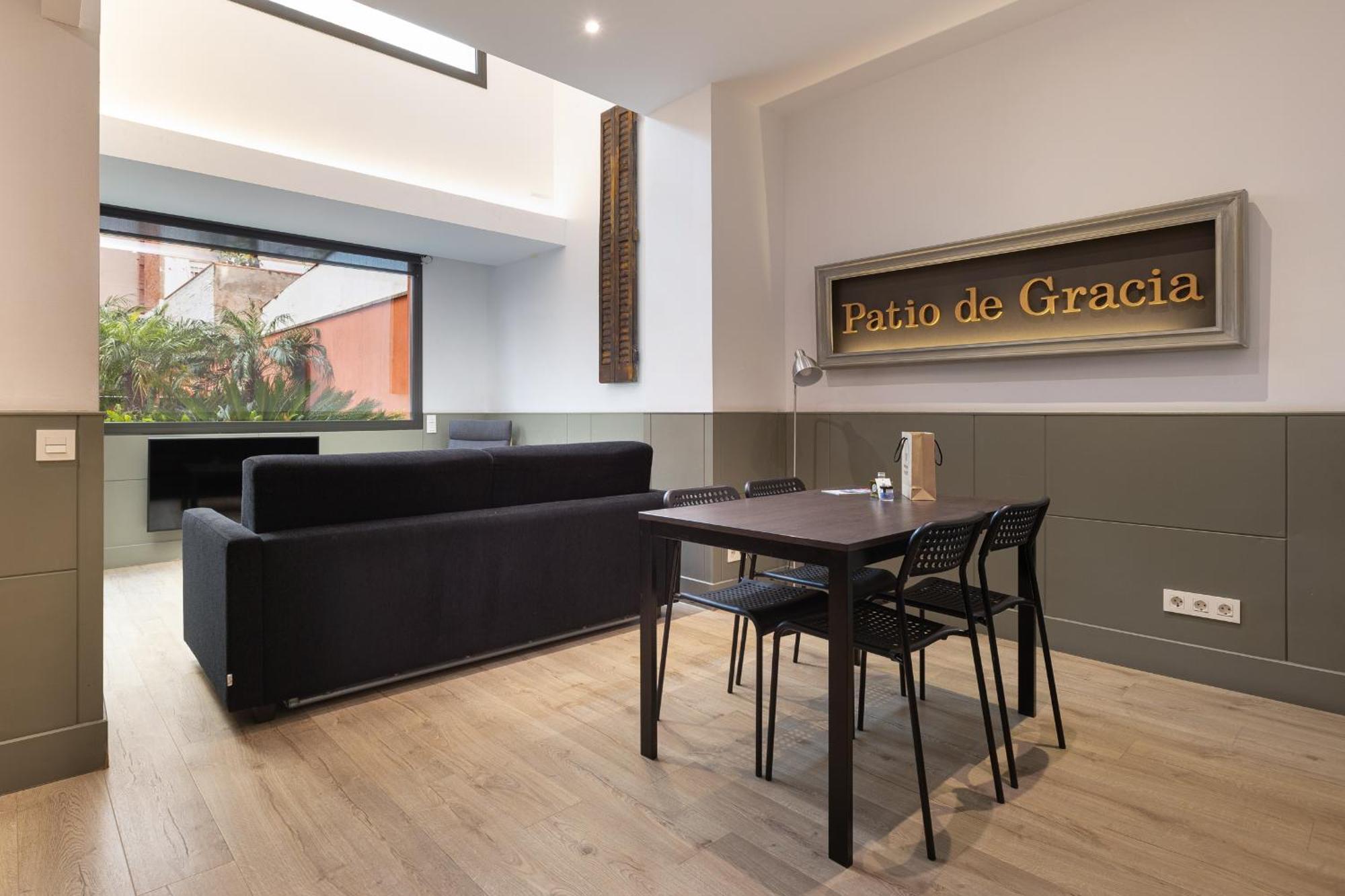 Апартаменти Enjoybcn Patio De Gala Барселона Екстер'єр фото