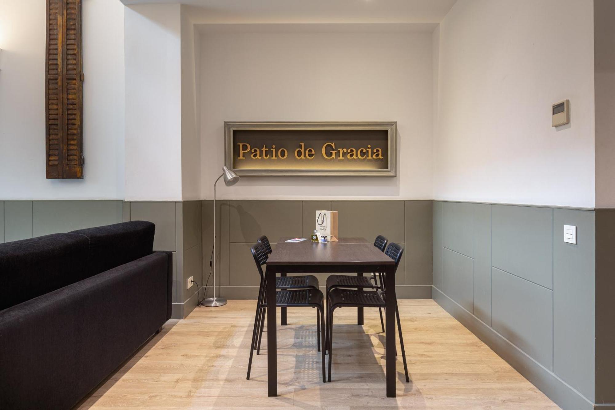 Апартаменти Enjoybcn Patio De Gala Барселона Екстер'єр фото